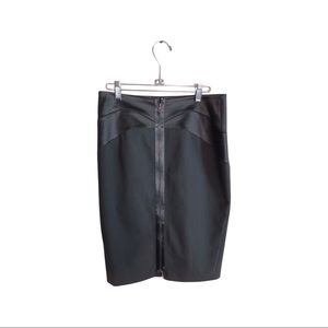 Antonio Melani Women’s Skirt. Black. Size 4